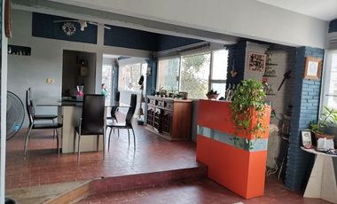 Casa en Fracc. Las Playas, en calle cerrada.