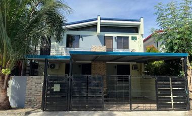 6Bedroom House in Las Piñas City