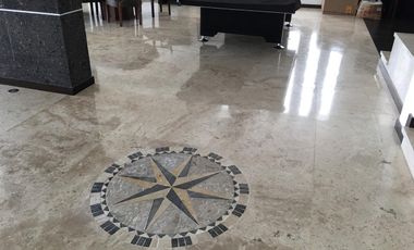 Gran Casa de Lujo en Vista Real
