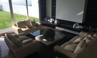 Gran Casa de Lujo en Vista Real