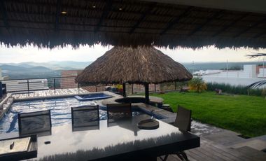 Gran Casa de Lujo en Vista Real