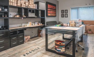 RESIDENCIA EN VENTA EN ZONA LAS ÁNIMAS DENTRO DE FRACCIONAMIENTO