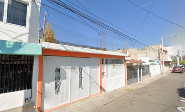 Casa A La Venta Ubicada En Villas Del Sol, Santiago De Querétaro En Remate
