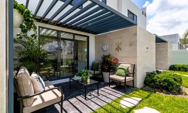 CASA EN VENTA A 10 MIN DEL TEC MONTERREY CAMPUS CUERNAVACA CON ALBERCA Y PALAPA