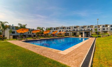 CASA EN VENTA A 10 MIN DEL TEC MONTERREY CAMPUS CUERNAVACA CON ALBERCA Y PALAPA