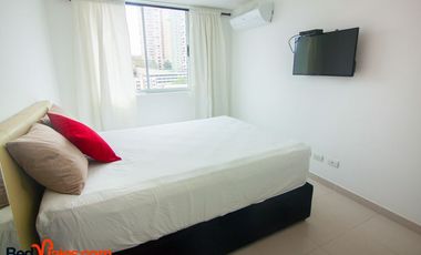 Apartamentos con balcon y piscina-RES