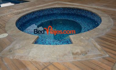 Apartamentos con balcon y piscina-RES