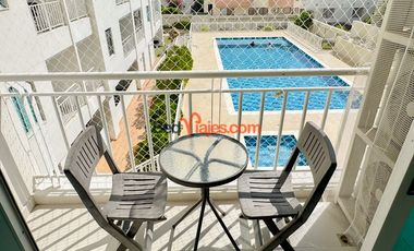 Apartamentos con balcon y piscina-RES