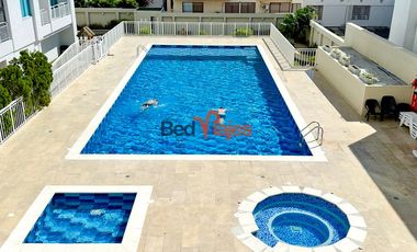 Apartamentos con balcon y piscina-RES