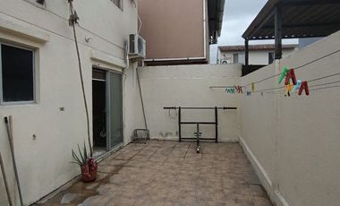 Casa en venta, sector Las Orquideas este, Guayaquil