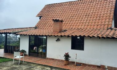 VENTA CASA CAMPESTRE EN DAPA