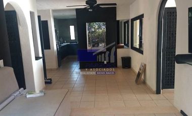 R301 Residencia con playa en venta  4 recamaras Barra de Potosi Zona Zihuatanejo