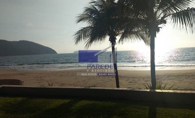 R301 Residencia con playa en venta  4 recamaras Barra de Potosi Zona Zihuatanejo