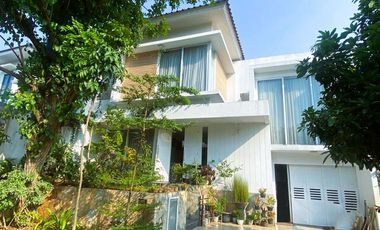 Dijual Rumah Siap Huni di Kebayoran Symphony dekat Club House