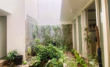 Dijual Rumah Siap Huni di Kebayoran Symphony dekat Club House
