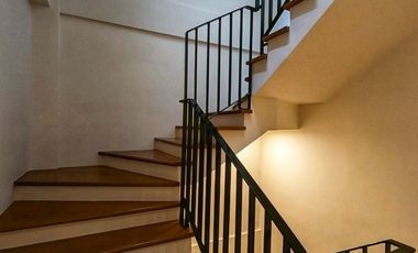 New 3 Storey Townhouses in Mandaluyong City with Roof Deck For Sale
