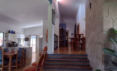 AMPLIA CASA EN VENTA Y RENTA, CLUB DE GOLF STA. FE