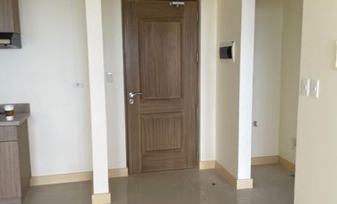 KYU - FOR SALE: 1 Bedroom Unit in Merlot Twin Lakes, Batangas