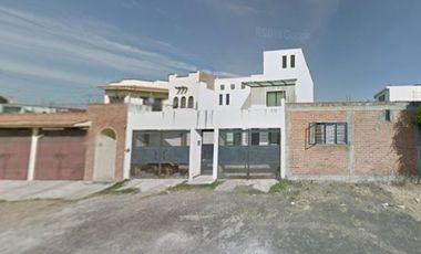 Casa en Vista Hermosa, Morelia, Mich.     $530,000     ABC