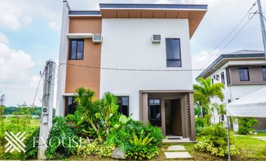3 BEDROOM SINGLE ATTACHED UNIT LOCATED IN THE VILLAGES AT LIPA