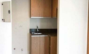 Bonifacio global city area condominium in rent to to own st lukes  s&r bgc high street