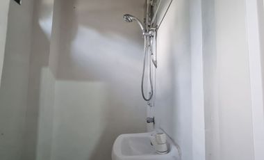 CASTILLEJOS 10-DOOR APARTMENT FOR SALE