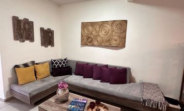 Hermoso Depa amueblado en Zirandaro club de golf