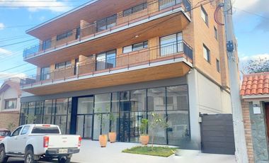 Exclusivo local comercial en venta, en el centro de Cuenca cerca al parque San Sebastián