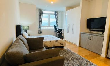 Ready to Move in 1BR Unit & Parking Slot at Park Terraces Makati