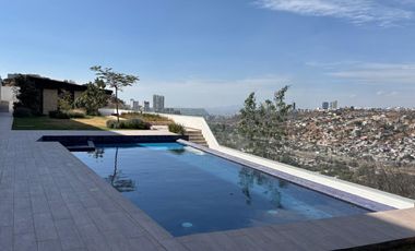 VENTA DEPARTAMENTO EN MILENIO III, NUEVO EN PLANTA BAJA CON JARDÍN Y VISTA PANORÁMICA