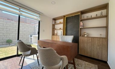 HERMOSA CASA EN VENTA CON AMPLIO JARDIN EN CUAUTLANCINGO PUEBLA