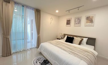Modern Comfortable Renovated Condo 7th floor, for sale Valuable at 1.299MB only, nearby Train Station