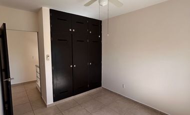 EN VENTA CASA DE 3 RECAMARAS CON AMENIDADES EN RESIDENCIAL LA JOYA EN PLAYA DEL CARMEN