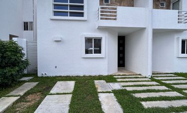 EN VENTA CASA DE 3 RECAMARAS CON AMENIDADES EN RESIDENCIAL LA JOYA EN PLAYA DEL CARMEN