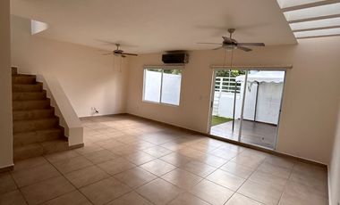 EN VENTA CASA DE 3 RECAMARAS CON AMENIDADES EN RESIDENCIAL LA JOYA EN PLAYA DEL CARMEN