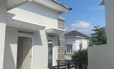 VILLA MEWAH 3 KM ISTANA CIPANAS DAN 12 KM PUNCAK PASS