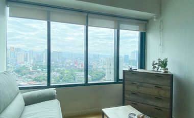 One Rock East | 1 bedroom loft with parking | Rockwell, Makati City