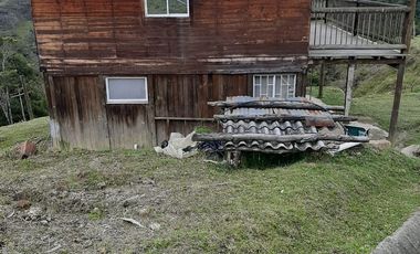 VENDO FINCA AGRÍCOLA, PARA GANADO O CERDOS EN SANTUARIO ANTIOQUIA.