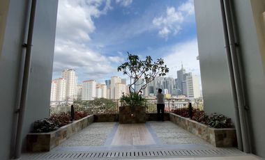 DMCI 2Bedroom Condo in Kai garden Mandaluyong low down payment Pre selling near EDSA Shangrila Ortigas BGC McKinley Power Plant Ayala Manila Boni MRT
