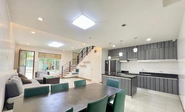 TOWNHOUSE FOR SALE IN MULTINATIONAL PARANAQUE