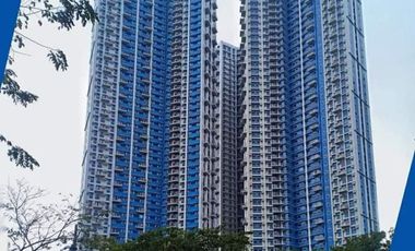 Condo for Sale in The Fort BGC 1Bedroom/Rent to Own Promo in 10years NO DP NO INTERST  beside SM AURA