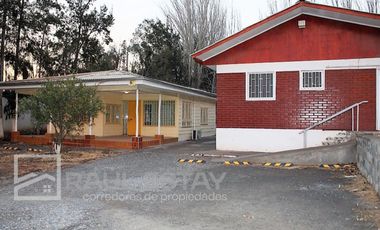 ARRENDAMOS oficinas con extenso terreno vía Codelco