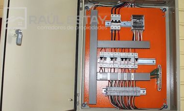 ARRENDAMOS oficinas con extenso terreno vía Codelco