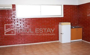 ARRENDAMOS oficinas con extenso terreno vía Codelco