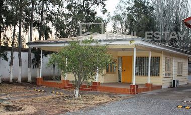 ARRENDAMOS oficinas con extenso terreno vía Codelco