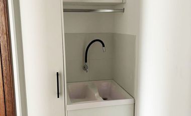 HERMOSA CASA DE VENTA EN NAYÓN!!  VISTA!!