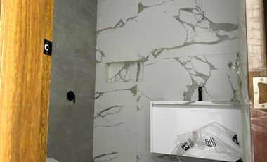 HERMOSA CASA DE VENTA EN NAYÓN!!  VISTA!!