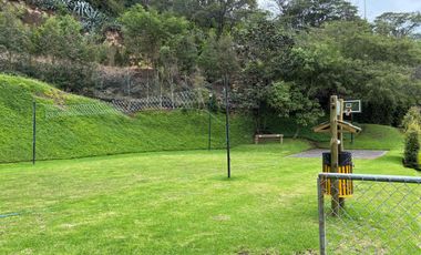 HERMOSA CASA DE VENTA EN NAYÓN!!  VISTA!!