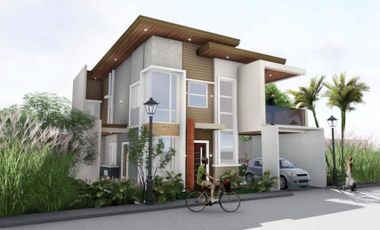 4 Bedroom House with Pool for SALE in Capaya Angeles City Pampanga