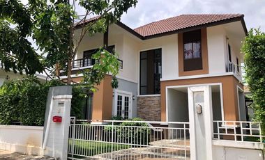 House for Rent and Sale in Community Gate,  Kullapant vile 9 near Lanna International School and Kad Farang.